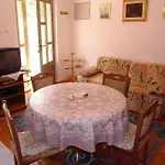 Nikolina Appartement